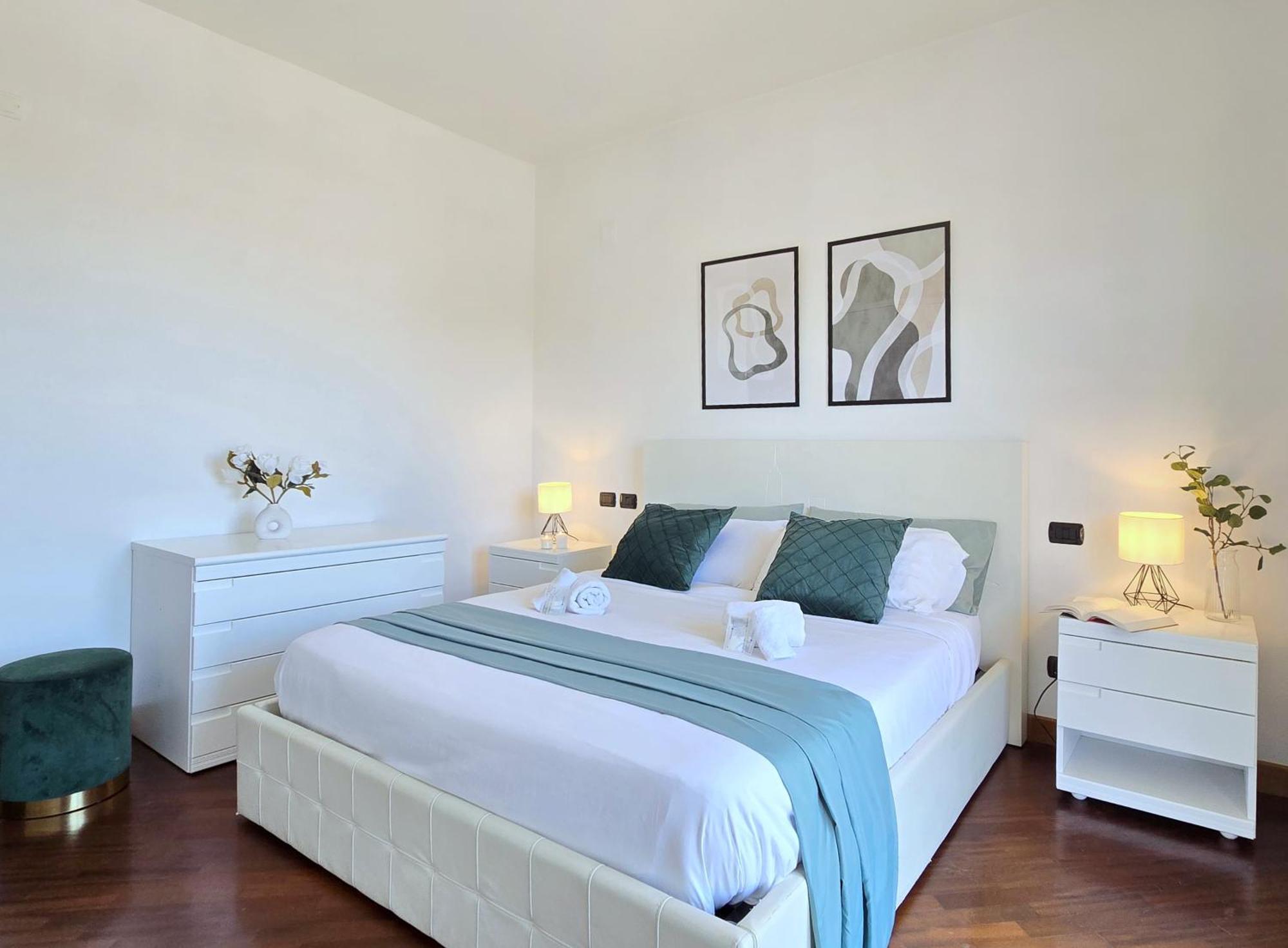 Golden Hour Apartment - Panoramic Terrace Фьюмичино Экстерьер фото
